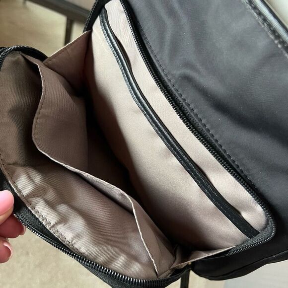 TUTILO NY Nylon Crossbody - Picture 6 of 16